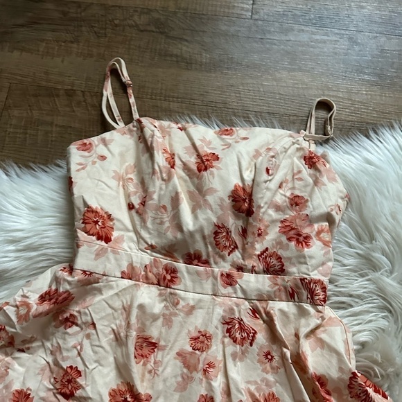 ANGEL BIBA Breaking Hearts Romper - Picture 6 of 10